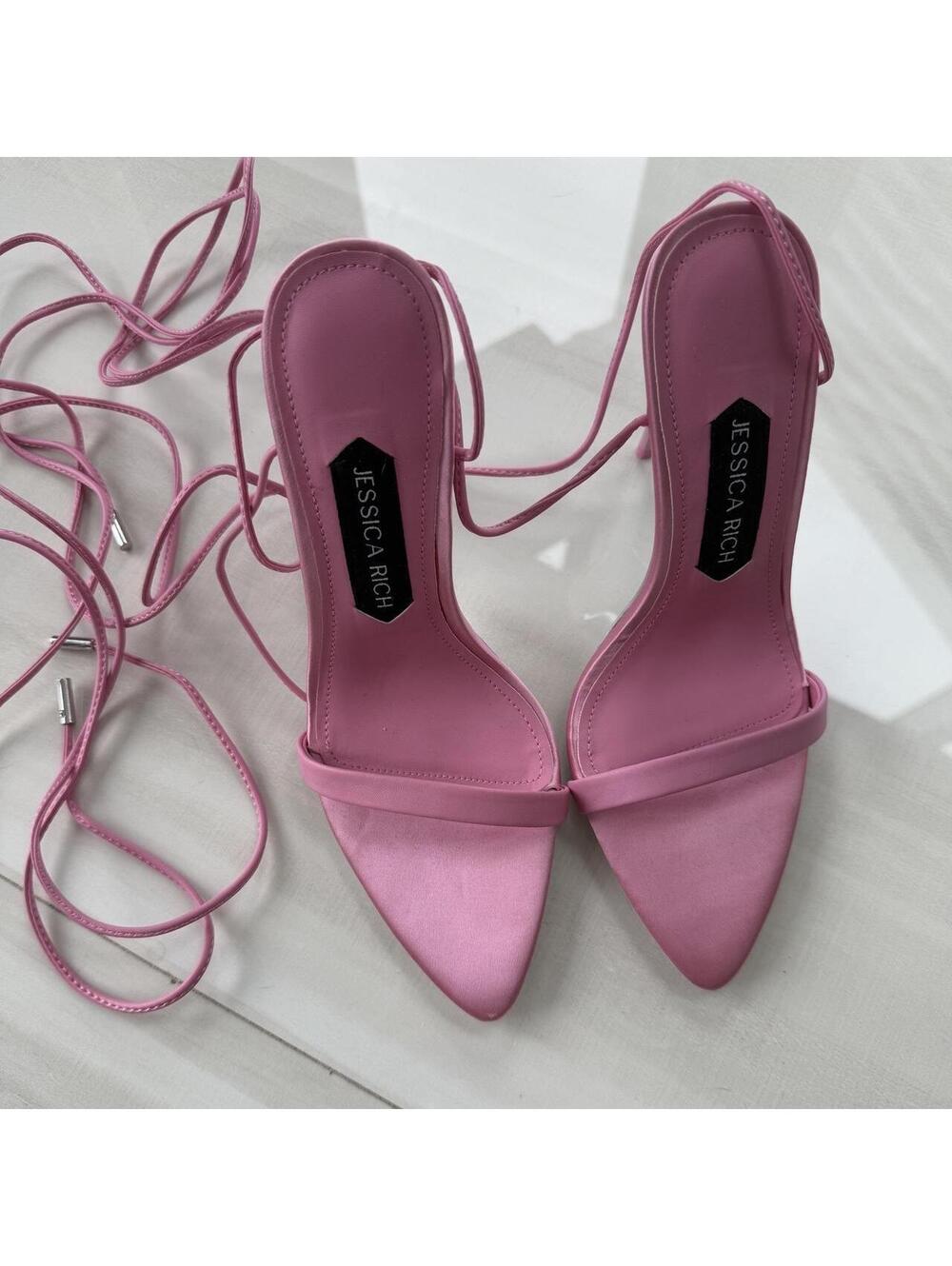 Jessica Rich heels